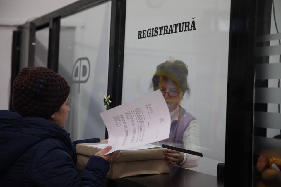 Depunere de semnături cu peripeții la Avocatul Poporului